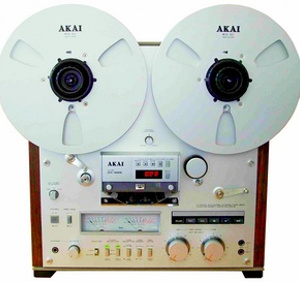 AKAI GX-625